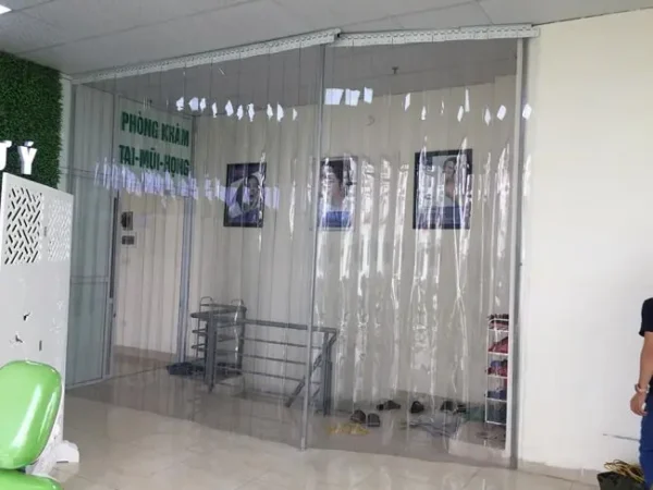 Màn Nhựa PVC Kéo Xếp Ngăn Cách Không Gian