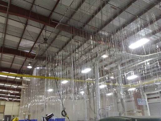 Vì Sao Nhà Xưởng Phải Lắp Đặt Màn Nhựa PVC