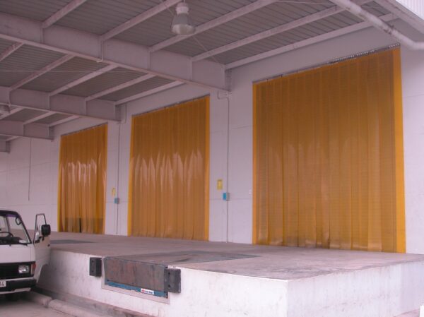 Màn Nhựa PVC Chuyên Dùng Cho Kho Đông Lạnh