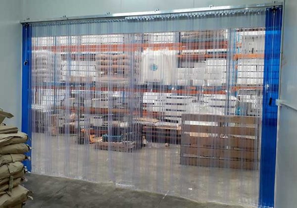 Rèm Nhựa PVC Trong Suốt Độ Bền Có Tốt Không?
