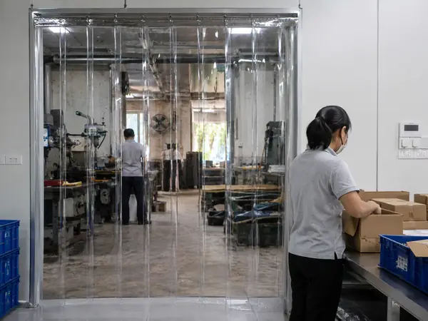 Rèm Ngăn Lạnh Điều Hòa Giữ Mát Hiệu Quả, Tiết Kiệm Điện